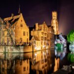 ciudad-cubierta-de-agua-durante-la-noche-brujas-belgica